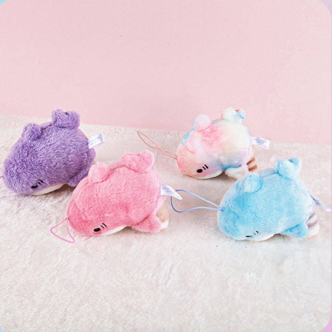 Officially Licensed Mofusand Pastel Shark Meow Plush Keychain! These authentic cats in pastel marble, pastel blue, pastel pink, and pastel purple shark hoodies feature stunning blue eyes, pink paw pads, and a playful open-mouth expression. Perfect for ornament , displaying, bag charm or gifting to Mofusand fans of all ages.