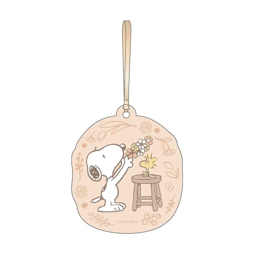 Peanuts Snoopy Air Freshener Ornament: Osmanthus Scent