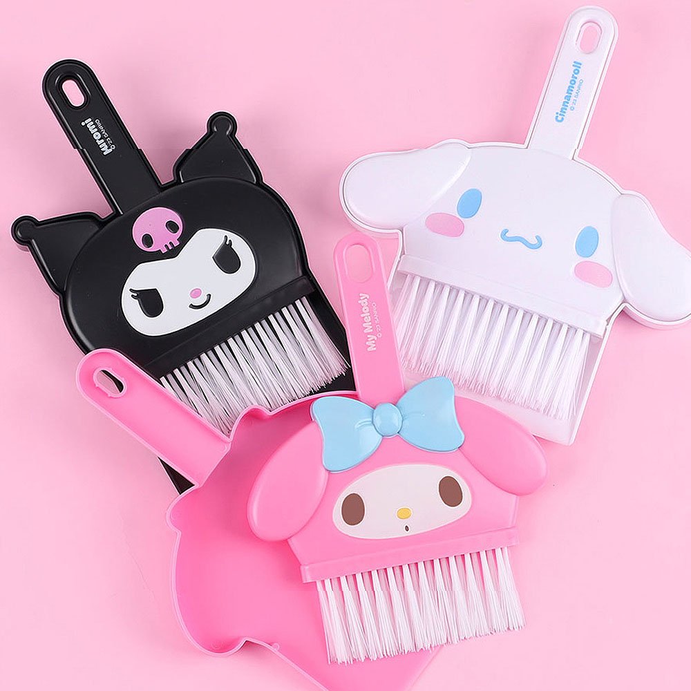 Sanrio Characters Mini Broom and Dustpan Set