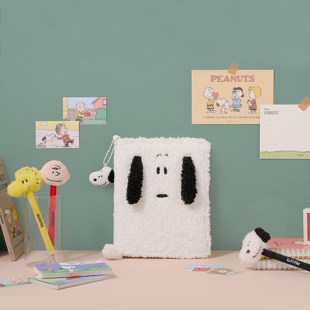 Peanuts Snoopy Bubbly Diary Planner