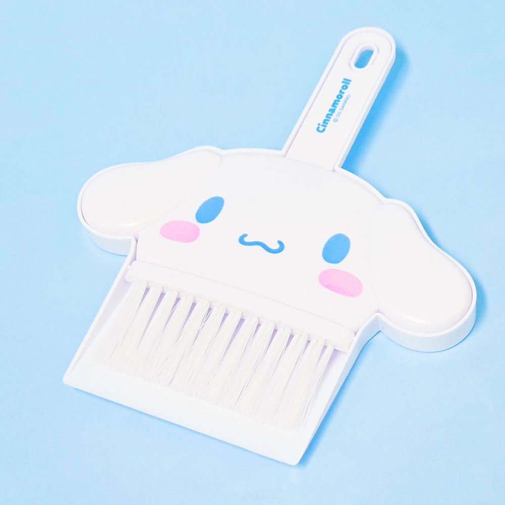 Sanrio Characters Mini Broom and Dustpan Set