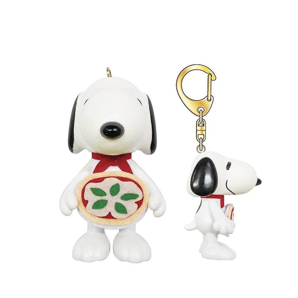 Peanuts Snoopy Costume Keychain: Pizza