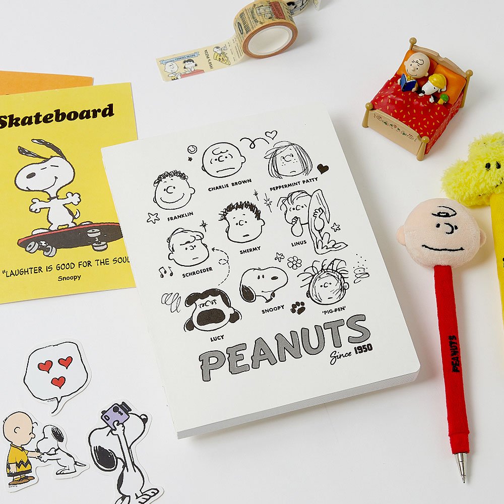 Peanuts Snoopy Bubbly Diary Planner