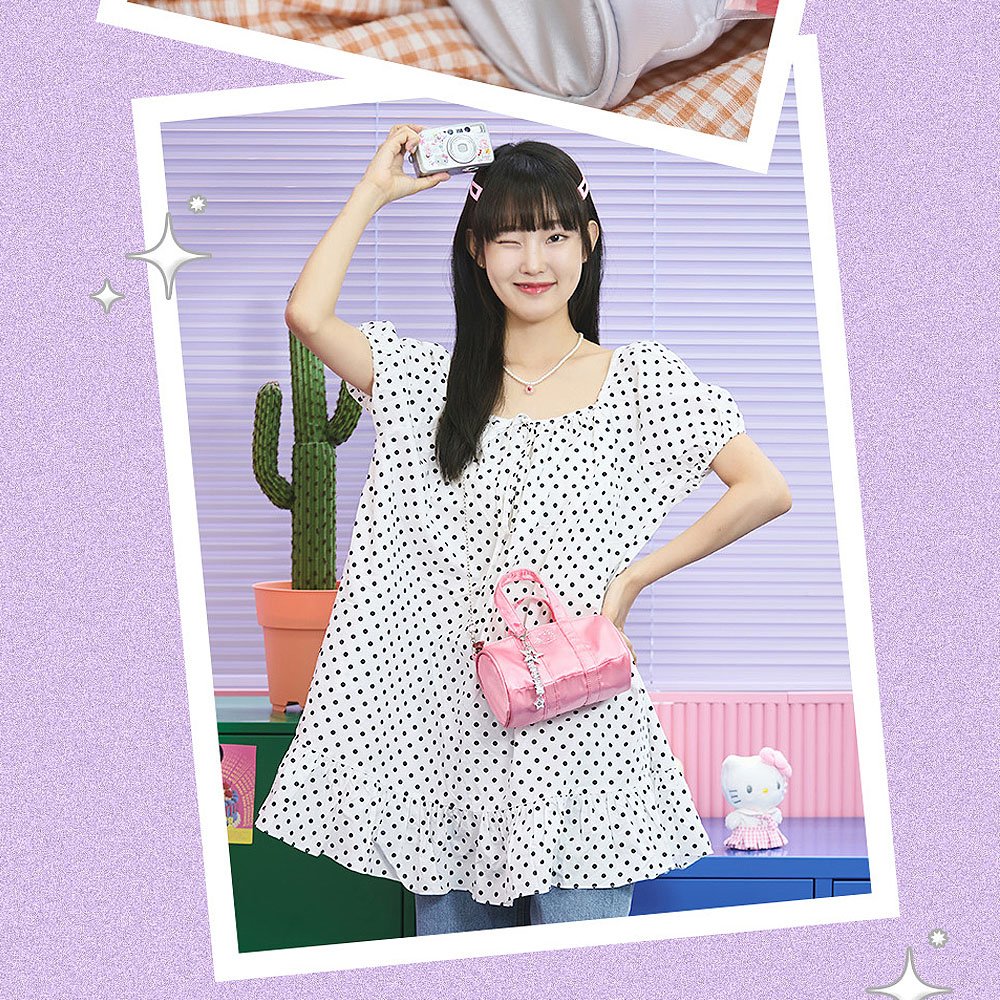 Sanrio Hello Kitty Rhinestone Mini Boston bag with Chain