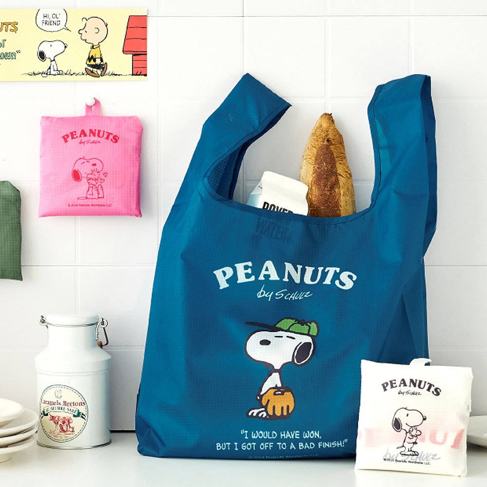 Peanuts Snoopy Pocket Shopper Bag
