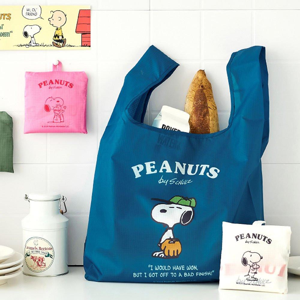 Peanuts Snoopy Pocket Shopper Bag
