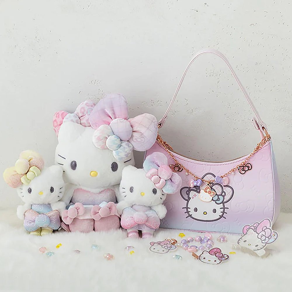 Hello Kitty and Dear Daniel 50th Anniversary Fashionable Ribbons Plush Mascot Keychains!
