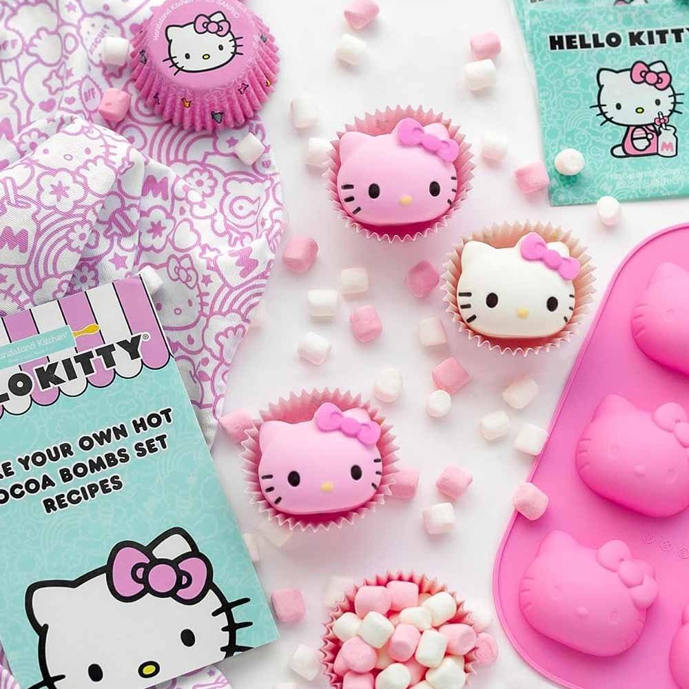 Sanrio Hello Kitty Make Your Own Hot Cocoa Bombs Set