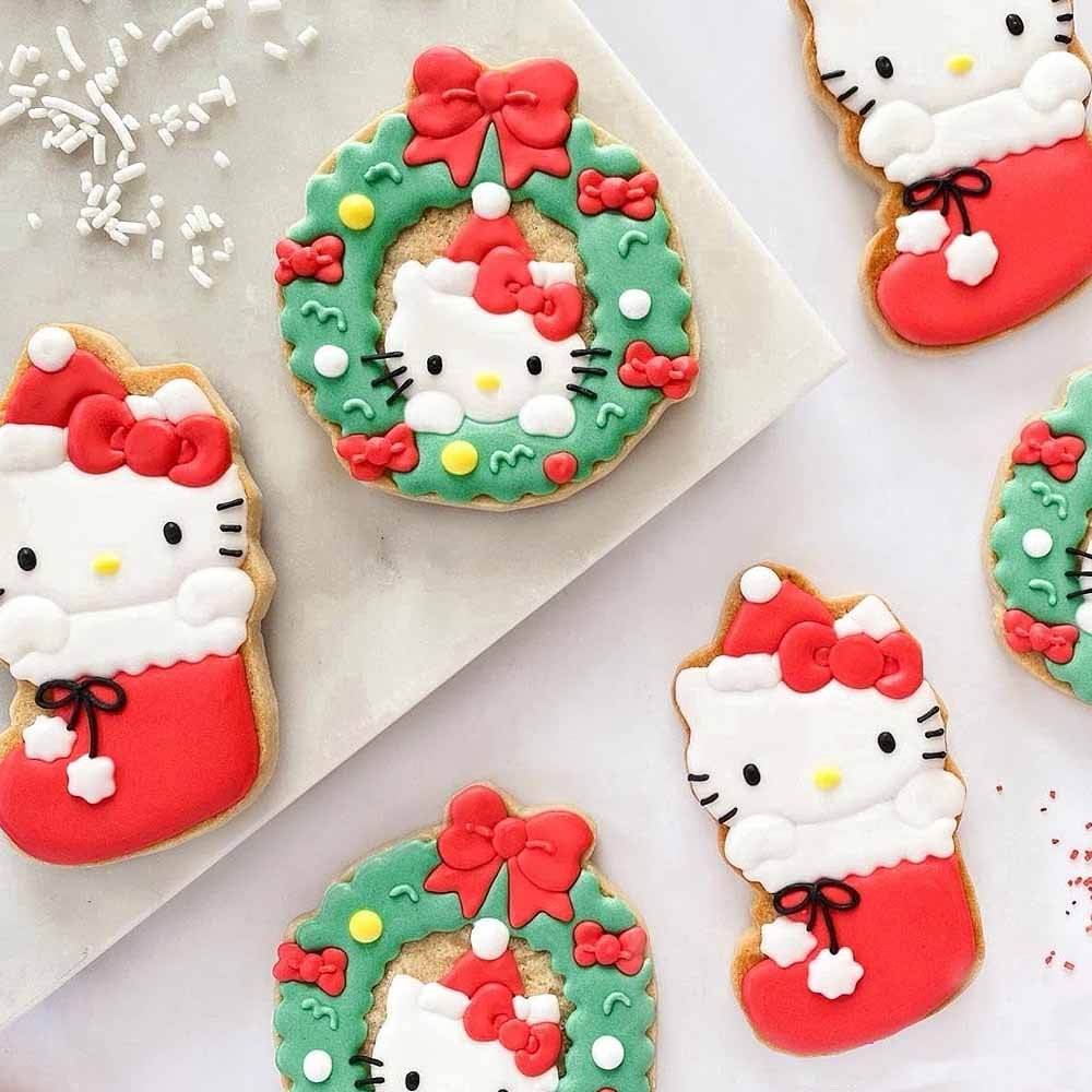 Sanrio Hello Kitty Holiday Cookie Stamp and Frosting Set