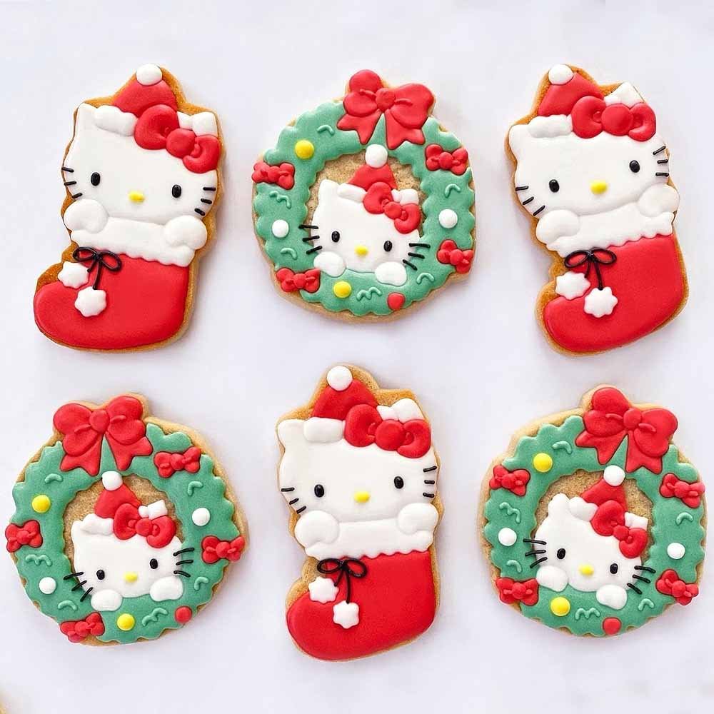 Sanrio Hello Kitty Holiday Cookie Stamp and Frosting Set