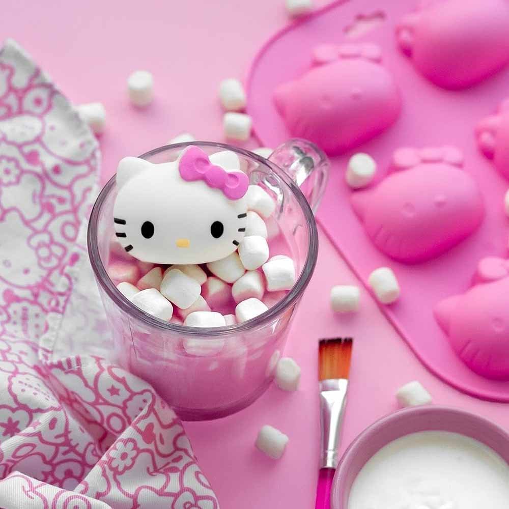 Sanrio Hello Kitty Make Your Own Hot Cocoa Bombs Set
