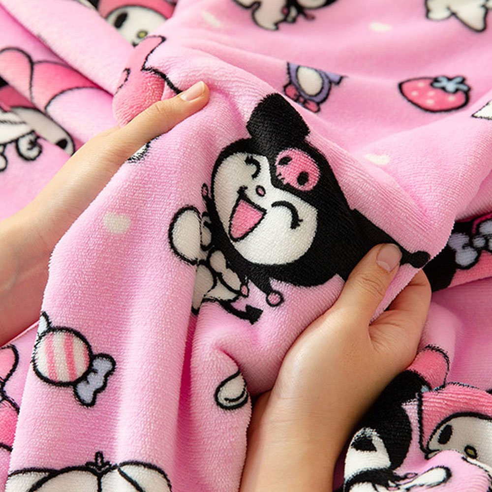 Sanrio Characters Snap Button Warm Throw Blanket