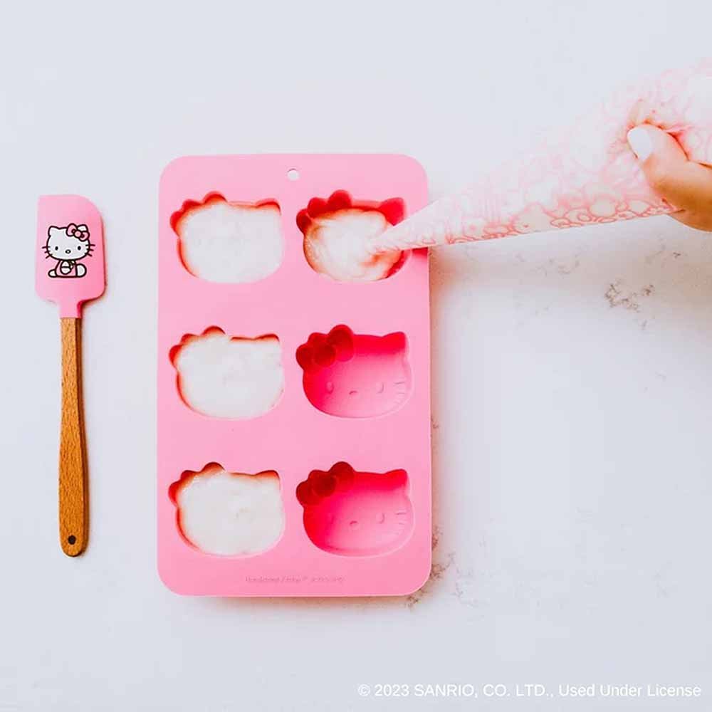 Sanrio Hello Kitty Ultimate Baking Party Set