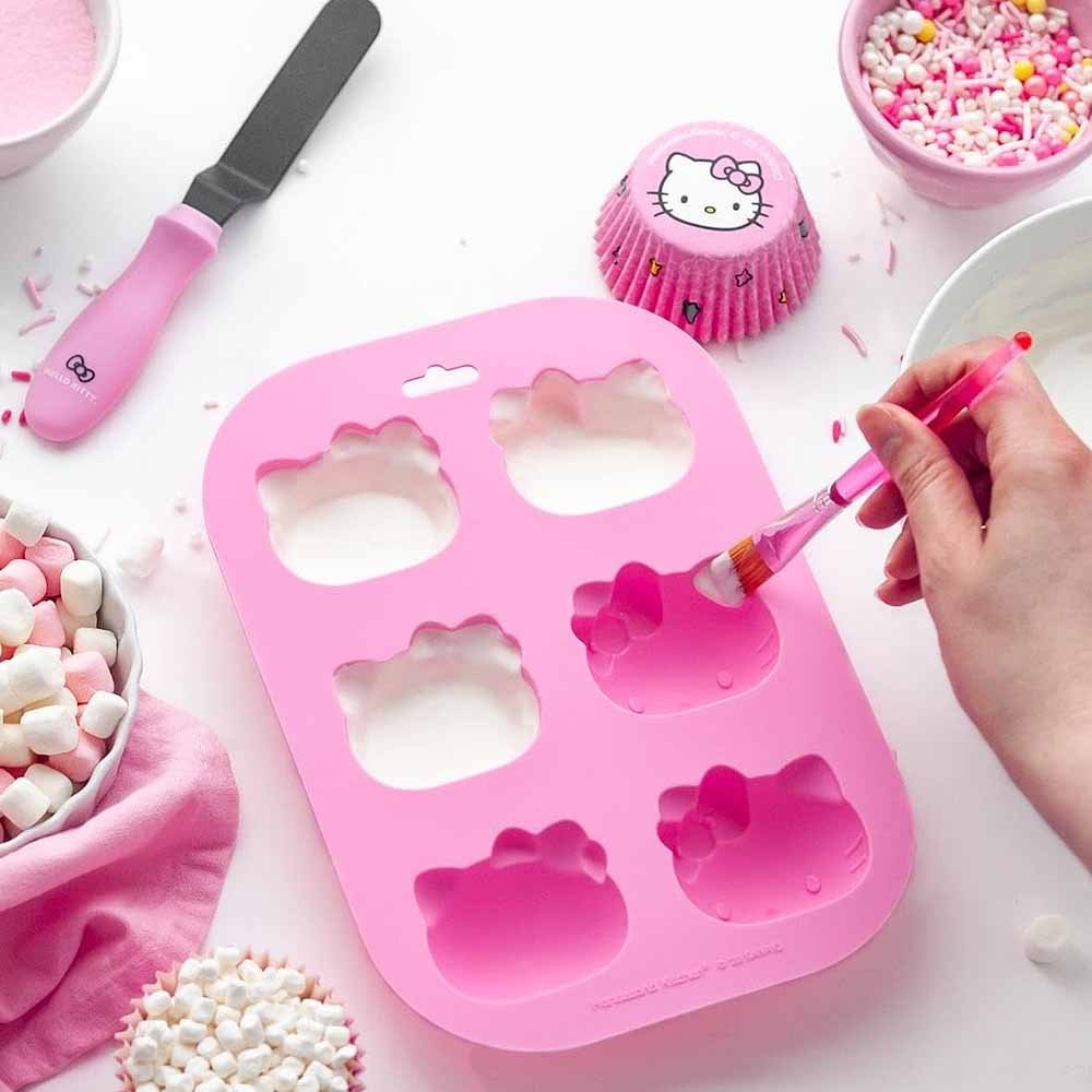 Sanrio Hello Kitty Make Your Own Hot Cocoa Bombs Set