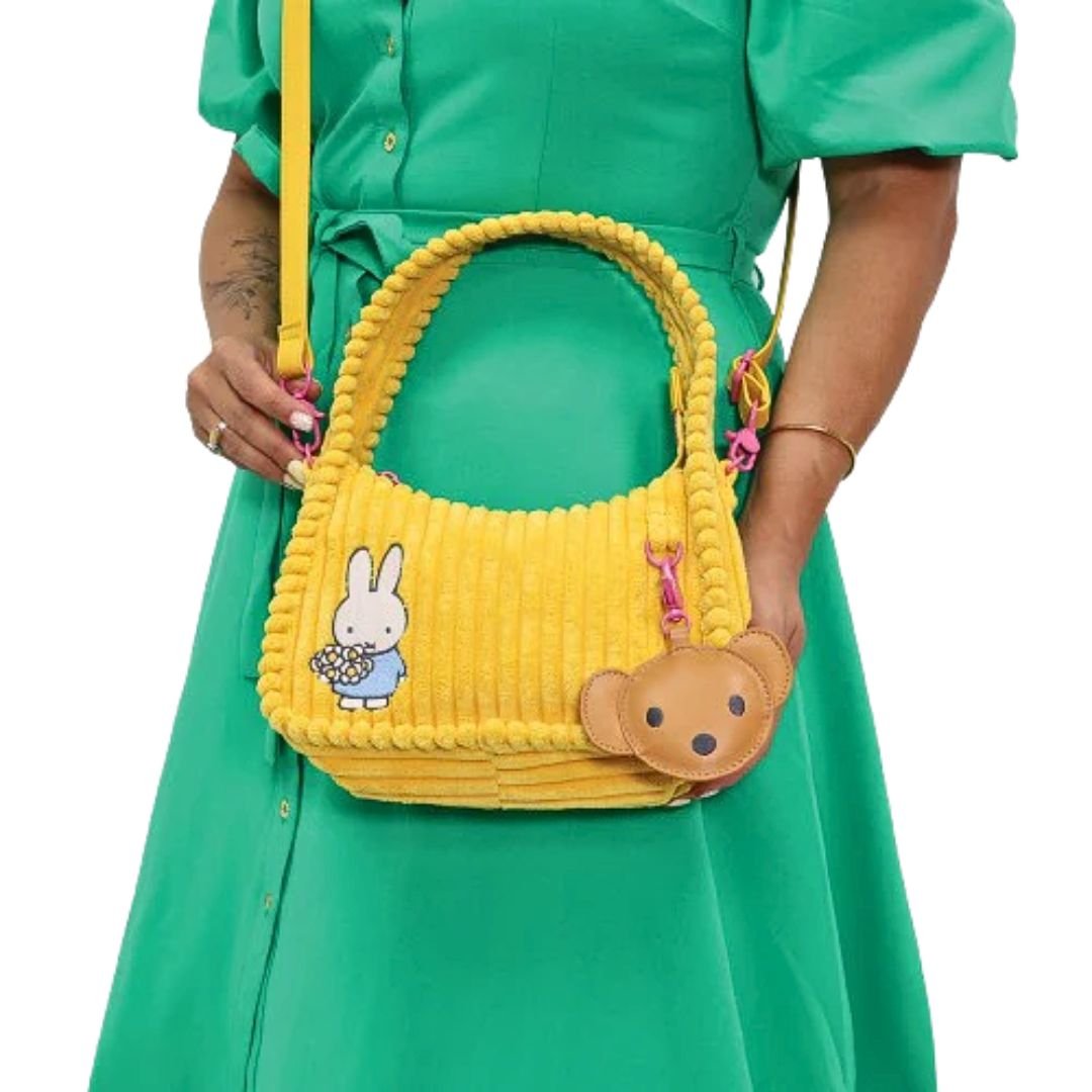 NOUTTI】MIFFY SLING BAG Sサイズ NOUTTI】MIFFY SLING BAG Sサイズ 犬用品