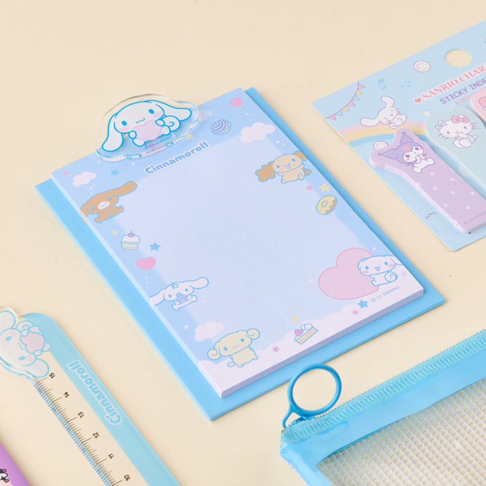 Officially licensed Sanrio Cinnamoroll stationery set featuring a clear zipper pouch, character-topped pens, sticky index memos, memo pad, random strap keychain, and a themed ruler.