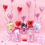 Official Sanrio Valentine's Day Premium Gift Set featuring Hello Kitty, My Melody, Kuromi, Pompompurin, and Cinnamoroll plushies with heart balloons. Aesthetic pink gift packaging for girlfriend or Sanrio collectorsr.