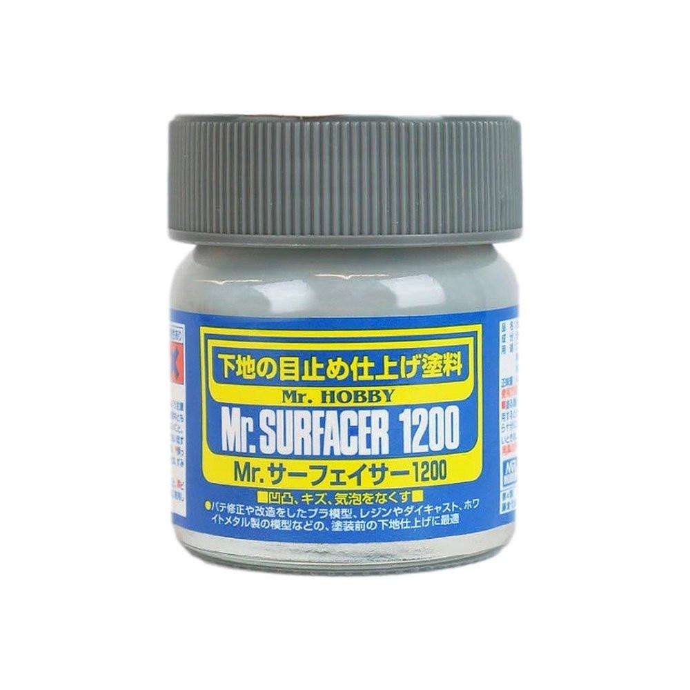 Mr.Hobby Mr.Surfacer 1200 is useful for filling bumps, dents and scratches on plastic model parts, and for removing bubbles and finishing bases. Perfect Paints for Gunpla
